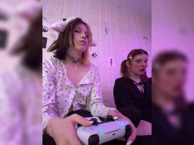 Модель: Molly-and-Ewa