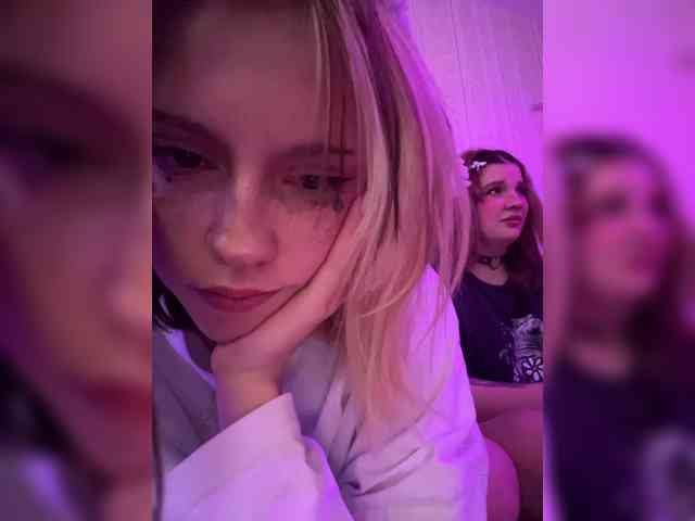 voyeur web Molly-and-Ewa