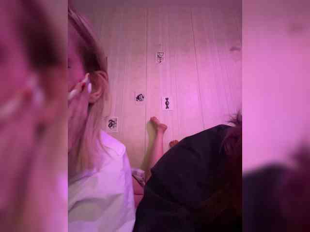 porn webcam live Molly-and-Ewa