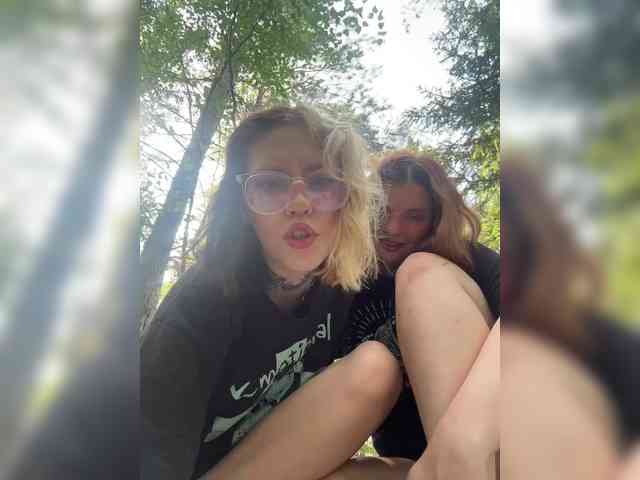 Molly-and-Ewa Live Webcam on BongaCams