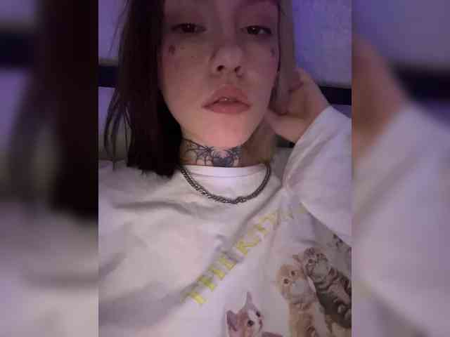 online nude chat Molly-and-Ewa