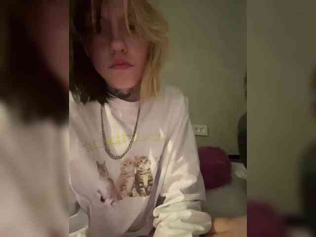 naked video chat Molly-and-Ewa