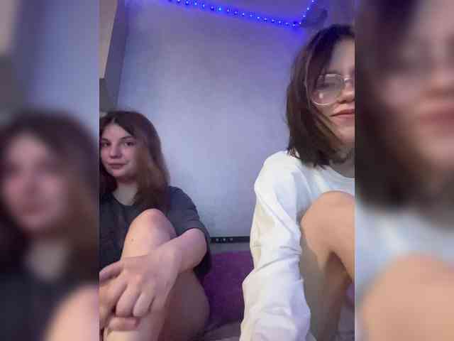 porn webcam live Molly-and-Ewa