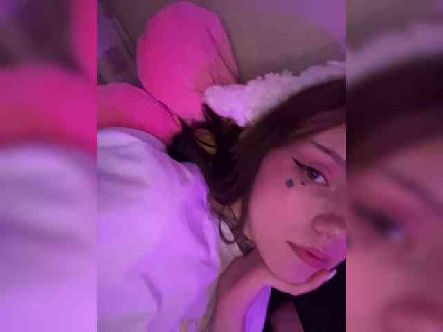 free adult web cam Molly-and-Ewa