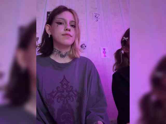 Модель: Molly-and-Ewa
