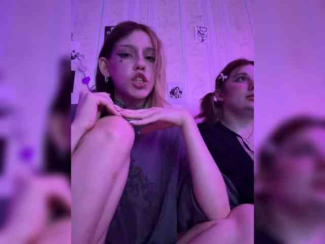 anonymous video chat Molly-and-Ewa