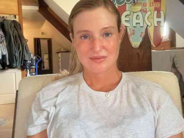 Liliblue1 webcam