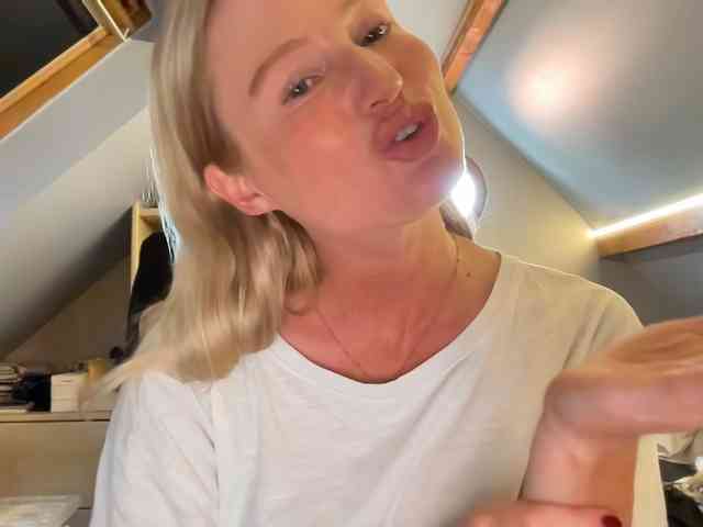 Liliblue1 webcam