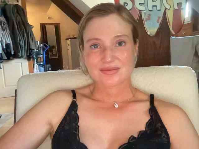 Liliblue1 webcam