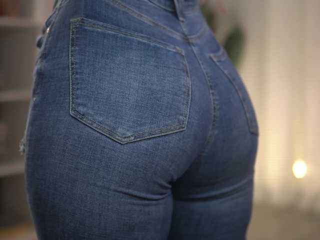 Offline ElysaWetxx on BongaCams