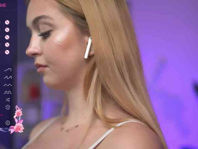 ElysaWetxx webcam
