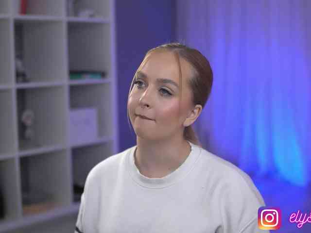 ElysaWetxx webcam