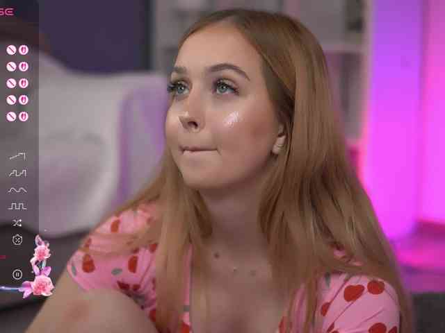 free web cam chat ElysaWetxx