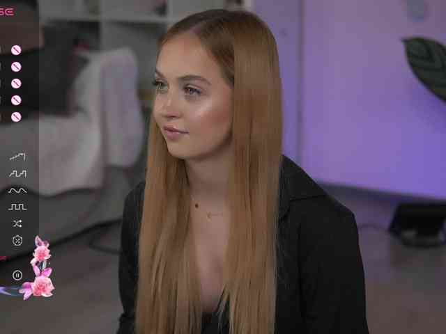 ElysaWetxx webcam