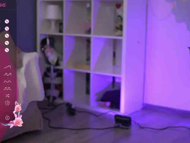 ElysaWetxx webcam