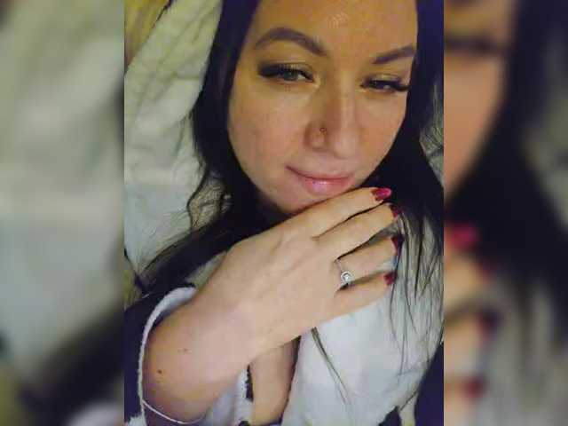 Nikoletta25's BongaCams show and profile