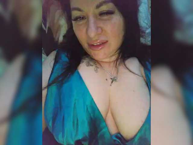 Nikoletta25's BongaCams show and profile