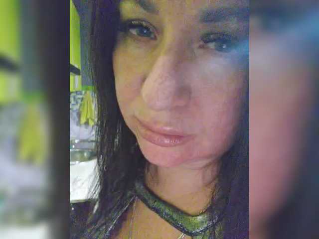 Nikoletta25's BongaCams show and profile