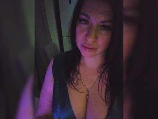 Nikoletta25's BongaCams show and profile