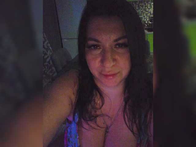 Nikoletta25 live cam profile