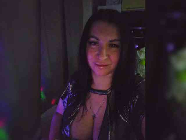 Nikoletta25 webcam