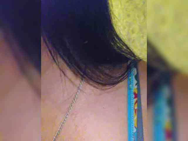 Nikoletta25 Live Webcam on BongaCams