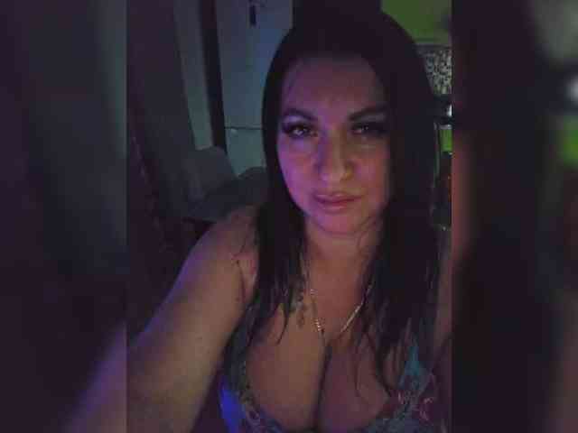 Nikoletta25 webcam