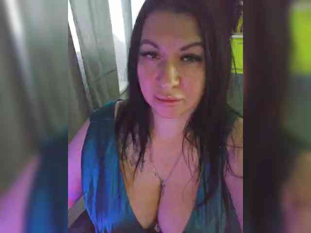 Nikoletta25 webcam