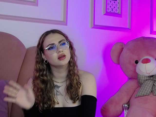 AbbyWhite's BongaCams show and profile