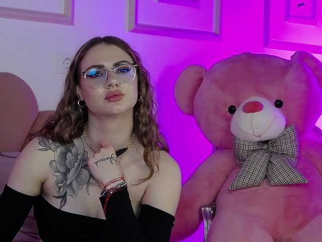 AbbyWhite's BongaCams show and profile