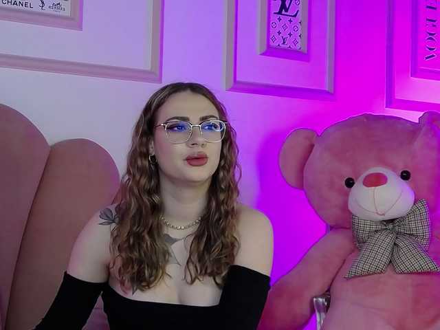 AbbyWhite's BongaCams show and profile