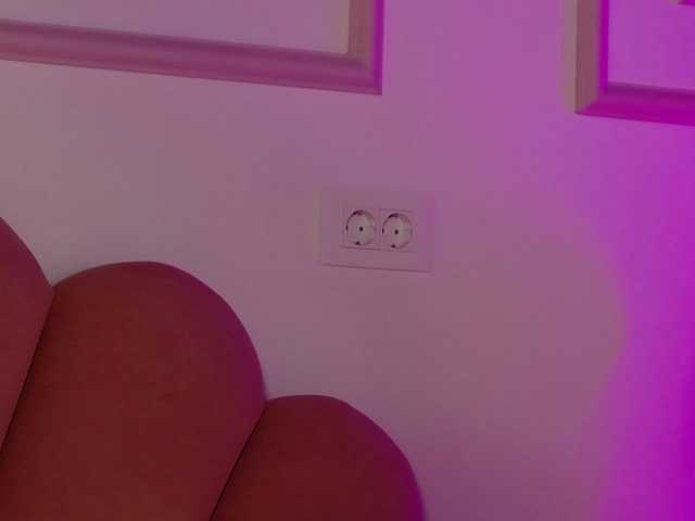 AbbyWhite's BongaCams show and profile