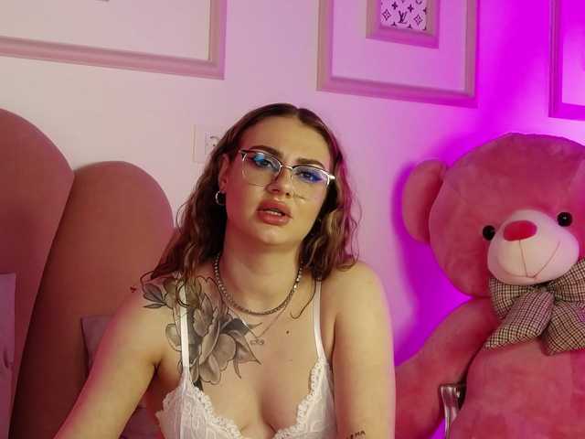 AbbyWhite's BongaCams show and profile