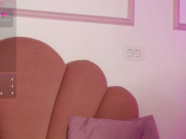 AbbyWhite's BongaCams show and profile