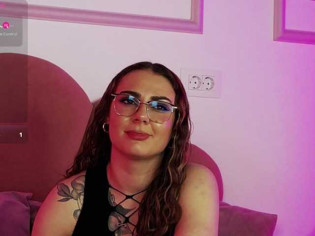 AbbyWhite's BongaCams show and profile