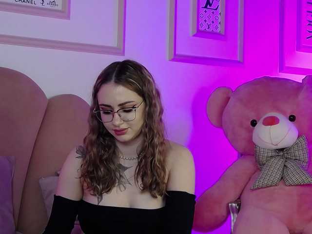 AbbyWhite's BongaCams show and profile