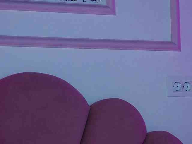 AbbyWhite webcam