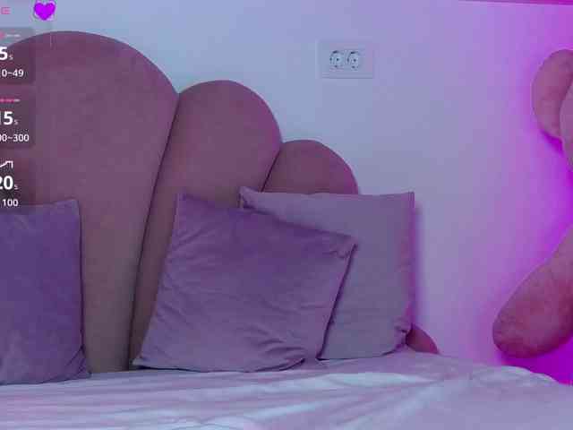 AbbyWhite webcam