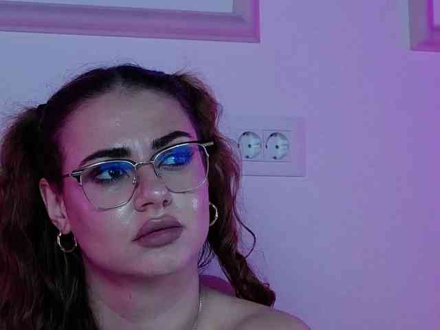 AbbyWhite webcam