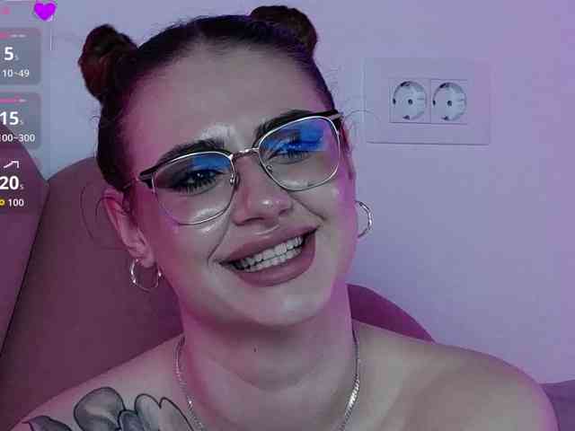 AbbyWhite webcam