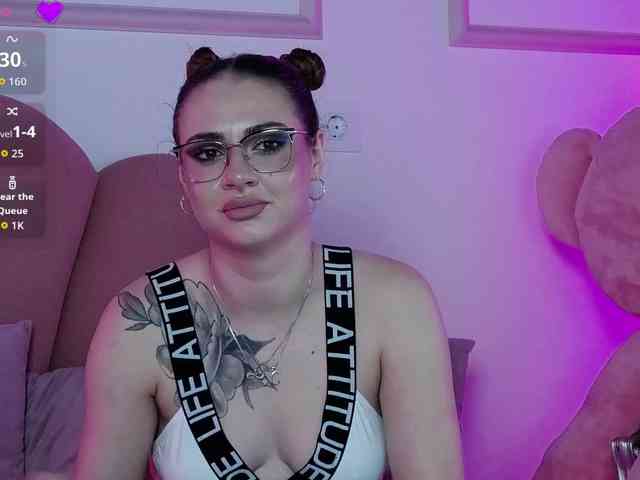 AbbyWhite webcam