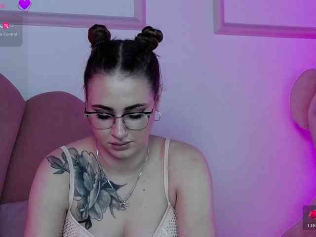 AbbyWhite webcam