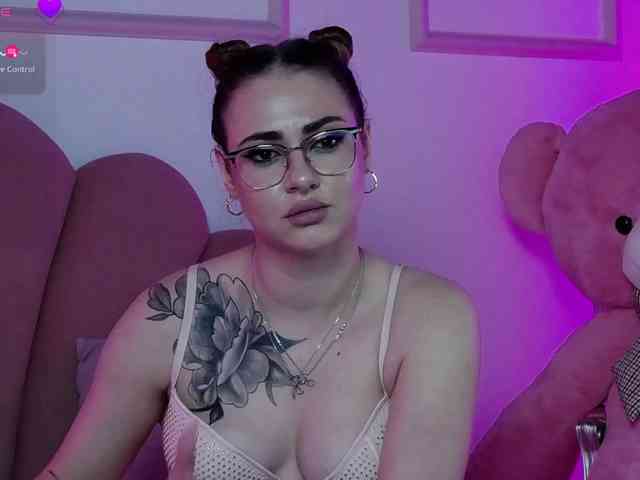 AbbyWhite webcam