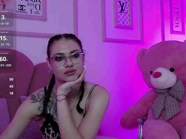 AbbyWhite webcam