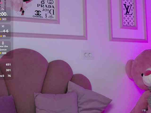 AbbyWhite webcam