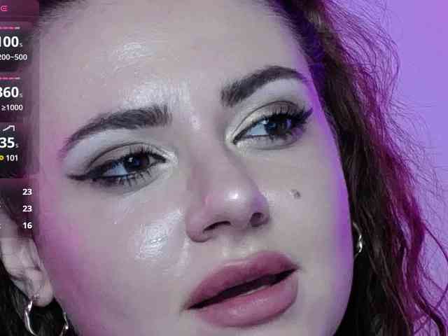 AbbyWhite webcam