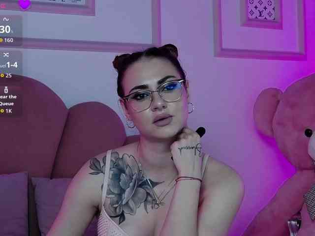 AbbyWhite webcam