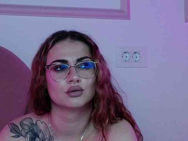 AbbyWhite webcam