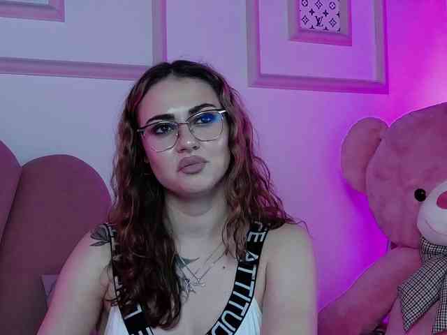 AbbyWhite webcam