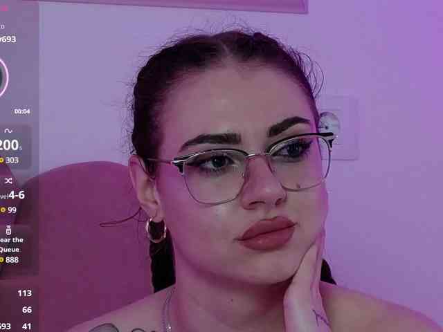 AbbyWhite webcam